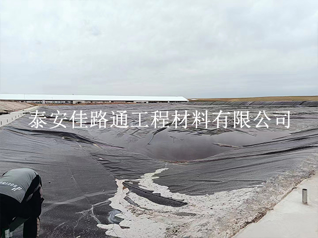 垃圾填埋場防滲膜如何進行有效焊接施工? 垃圾填埋場防滲膜如何進行有效焊接施工?