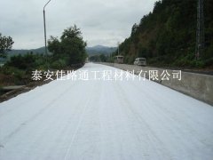 復合土工膜對施工環(huán)境有什么要求呢？