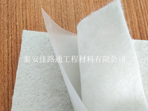 養殖防滲膜鋪設:對環境要求的深度解讀 養殖防滲膜鋪設:對環境要求的深度解讀