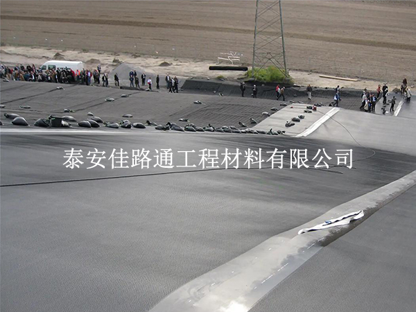 污水處理防滲膜裁剪不浪費還防漏？5 個關鍵技巧